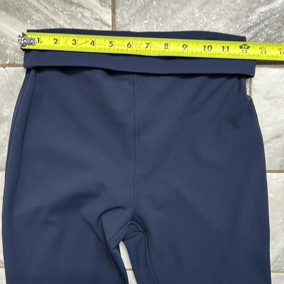 Lululemon Navy Open Knee Leggings - Picture 9 of 10